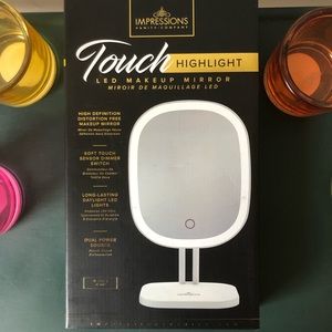 ✨ NWT ✨ LED Makeup Mirror - Impressions Vanity